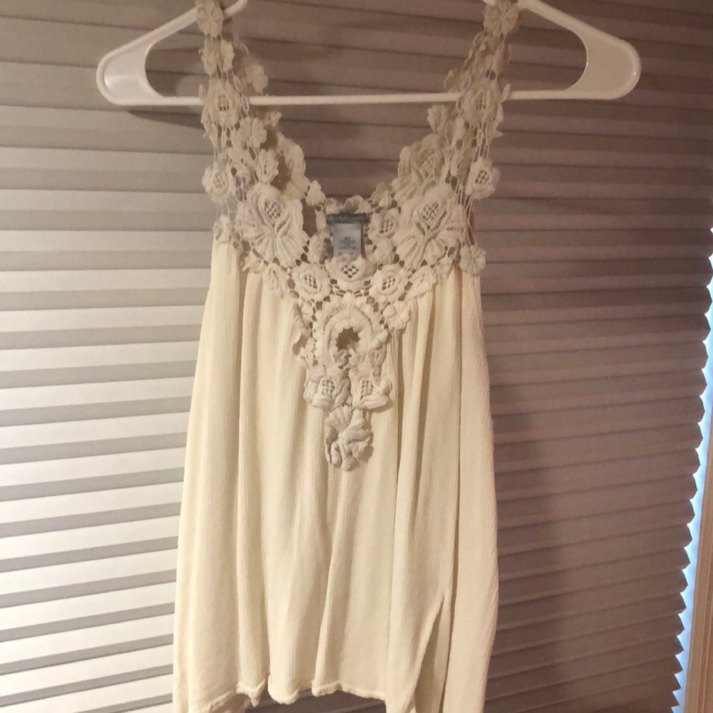 cream tank top